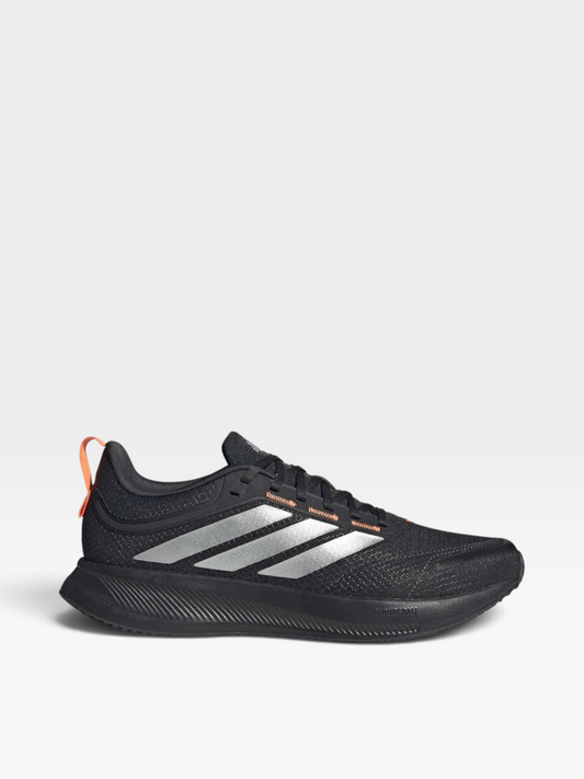 Tenis de running oklahoma Adidas RunBlaze negros con detalles plateados y tirador naranja para hombre