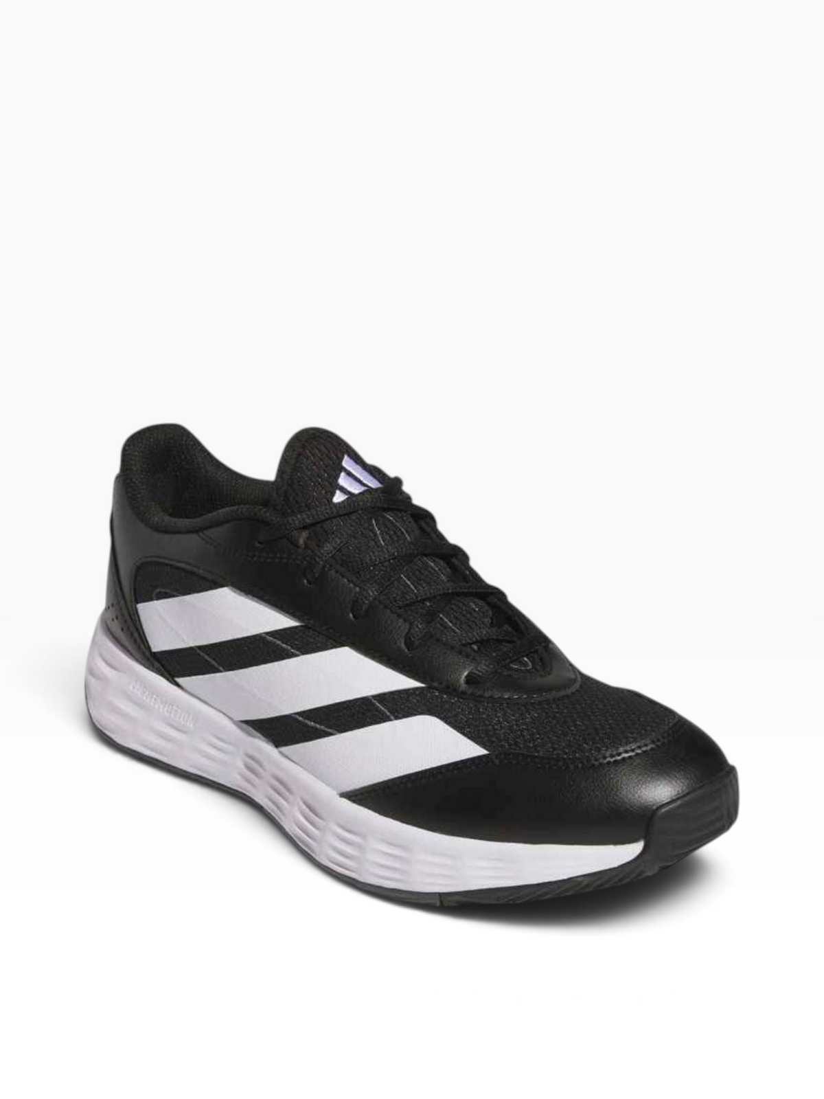 Zapatilla de hombre oklahoma Adidas Gamechaser en color negro con las icónicas tres bandas blancas laterales