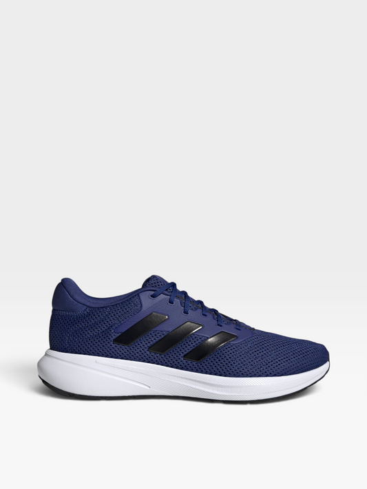 Tenis Adidas casuales para hombre en color azul con malla transpirable y suela blanca, disponibles en oklahoma.